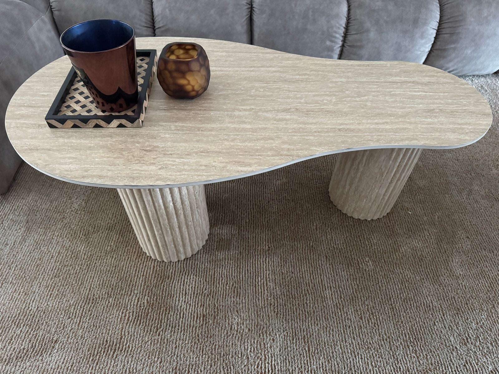 Stijlvolle Travertin look Salontafel - Organische Vorm, Overige materialen, 100 tot 150 cm, Zo goed als nieuw, Overige vormen