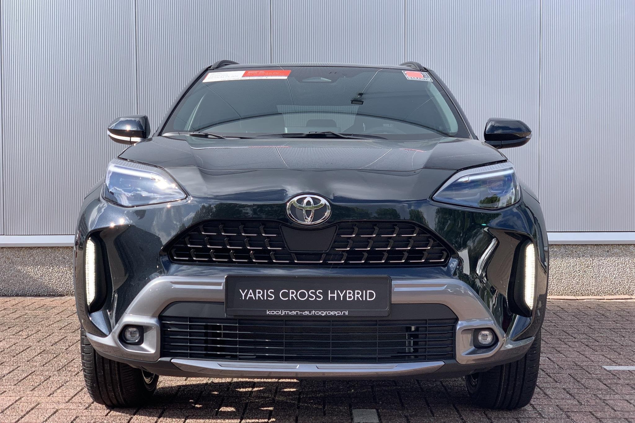 Toyota Yaris Cross 1.5 Hybrid 130 Executive / NU €2.500 In, 1195 kg, Zwart, 1490 cc, Bedrijf