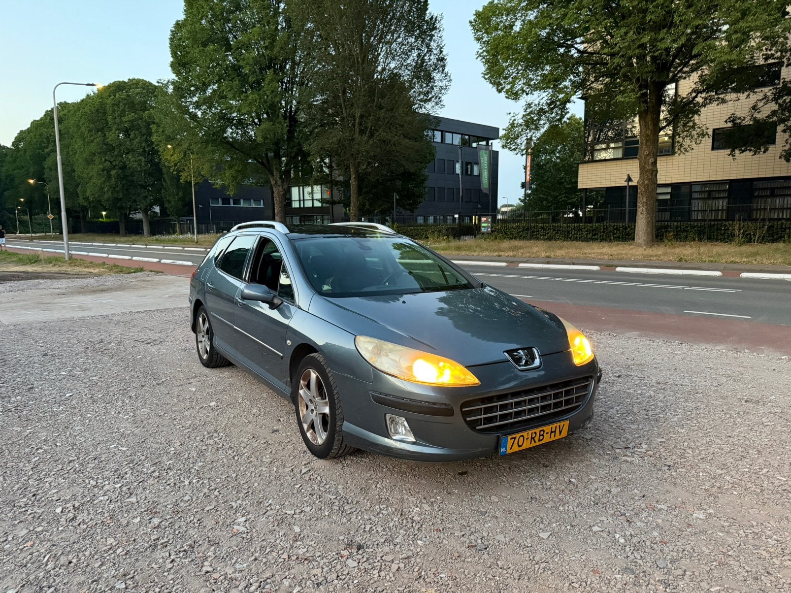 Peugeot 407 2.2 16V SW XT AUT 2005 Grijs, Auto's, 2230 cc, 4 cilinders, 157 pk, 1546 kg