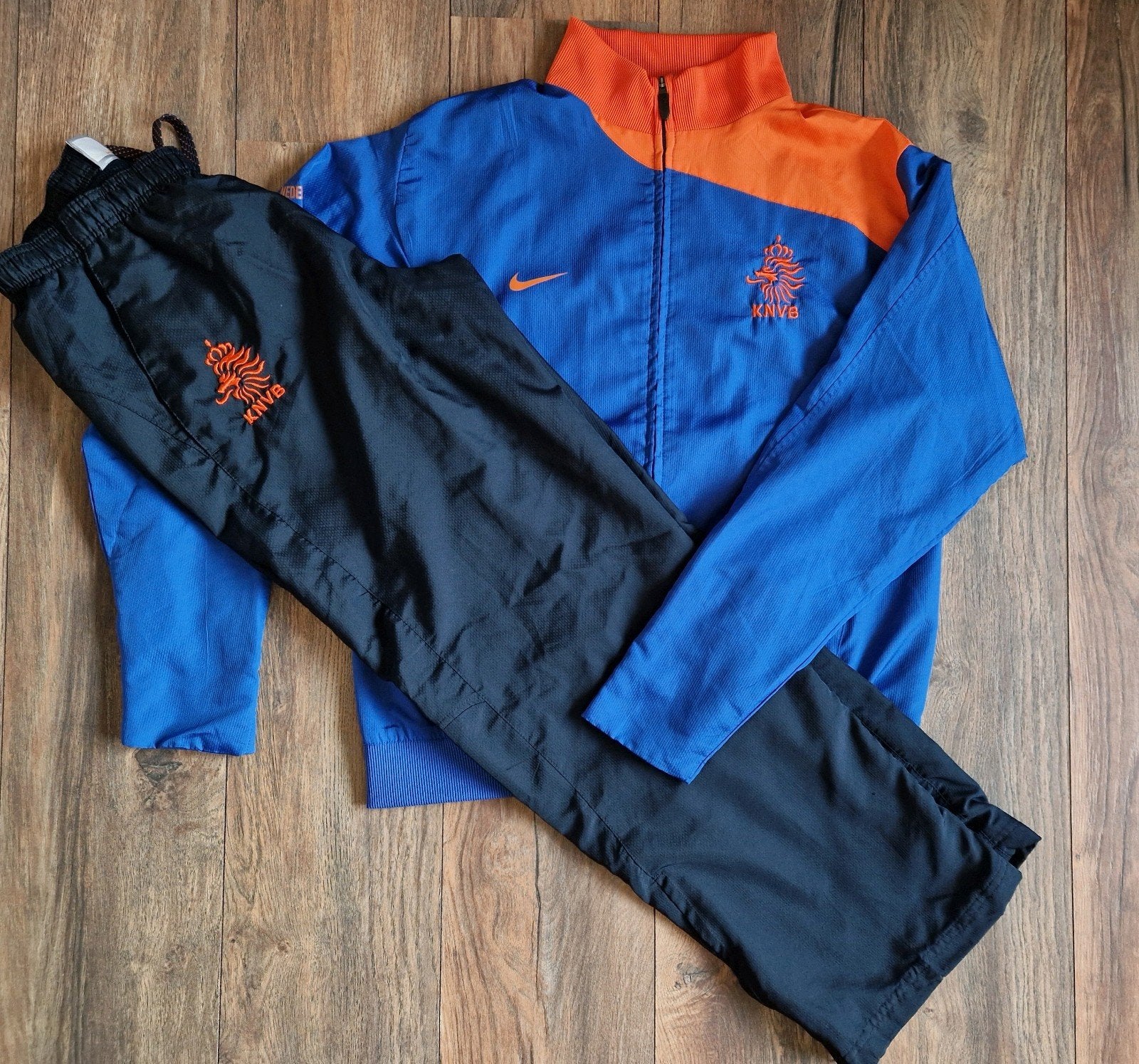 Nederlands elftal trainingspak shirt 2008 KNVB broek + jack, Nike, Ophalen of Verzenden, Voetbal, Gedragen