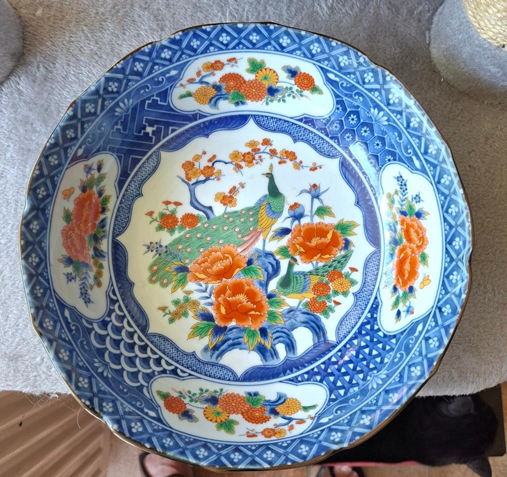 Prachtige antieke Japanse schaal met pauw en bloemmotief, Ophalen of Verzenden