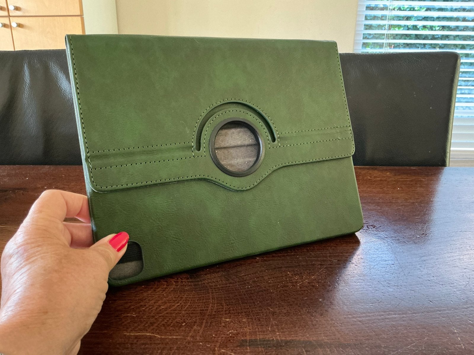 Hoes voor 13 inch iPad - Zo goed als nieuw, Ophalen of Verzenden, Zo goed als nieuw, 13 inch of meer