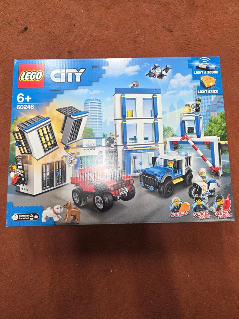 Nieuwe LEGO City Politiebureau 60246 - Ongeopend, Lego, Nieuw, Ophalen of Verzenden, Complete set
