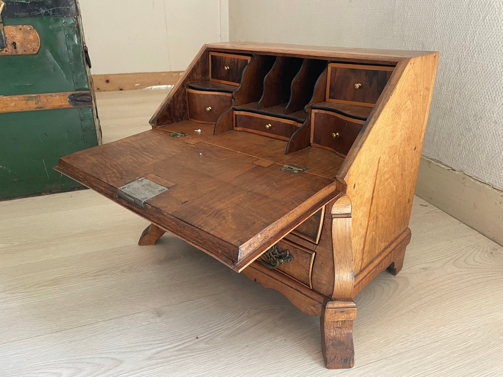 Antiek Klein Kabinet / Bureau met Lades, Antiek en Kunst, Ophalen