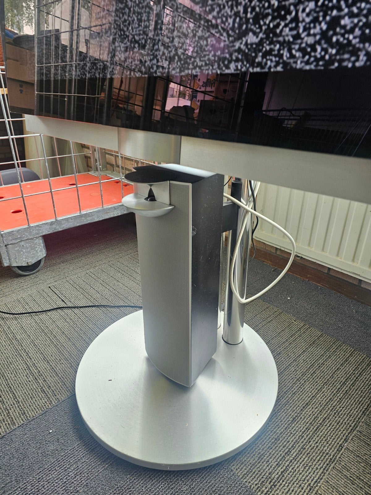 Bang & Olufsen BeoVision 7-32 LCD TV met BeoLab 7-1 speaker, Overige merken, Gebruikt, 50 Hz, Bang og Olufsen Allé 1, 7600 Struer, Denemarken