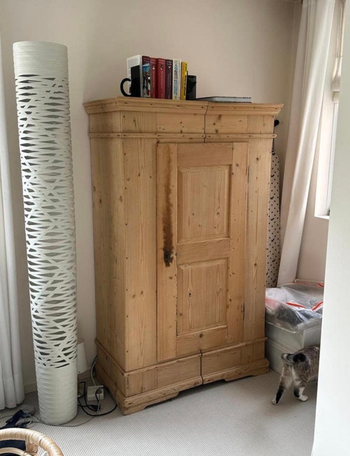Mooie antieke houten kast, Ophalen
