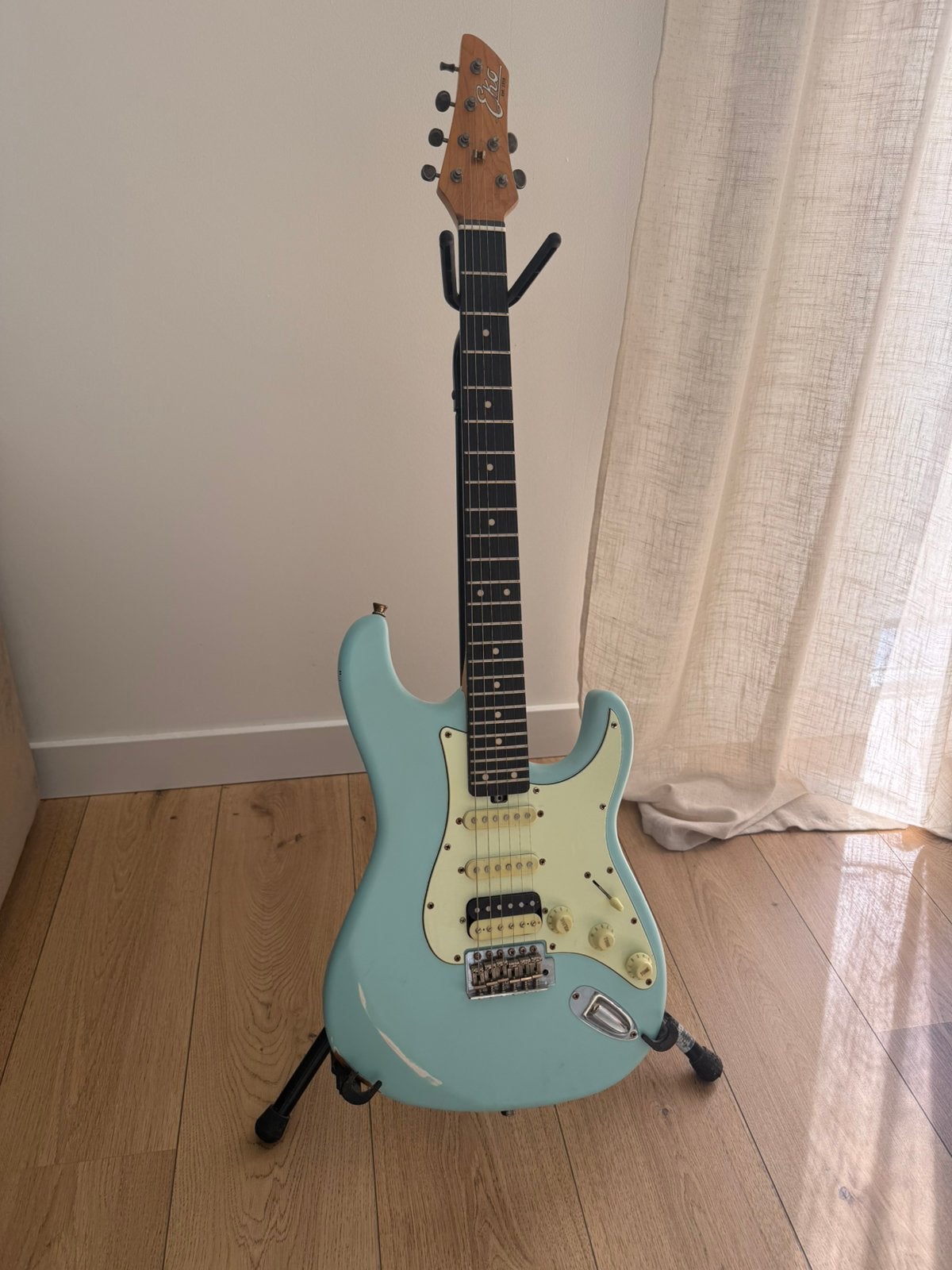 Eko Aire Relic – Daphne Blue, Muziek en Instrumenten, Ophalen, Zo goed als nieuw, Solid body, Overige merken