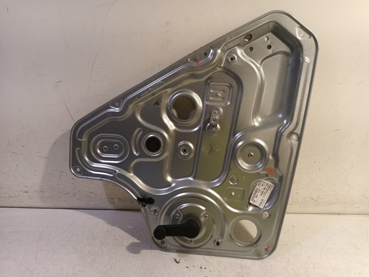 Raammechaniek links achter Kia Venga, Onderdelen@venauto.nl, Van der Ven Autorecycling B.V., Ettenseweg 76, 4706 PB Roosendaal, The Netherlands