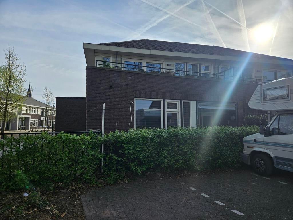 te huur appartement met tuin  gemeubileerd, Benedenwoning, Noord-Brabant, Direct bij eigenaar, 3 kamers