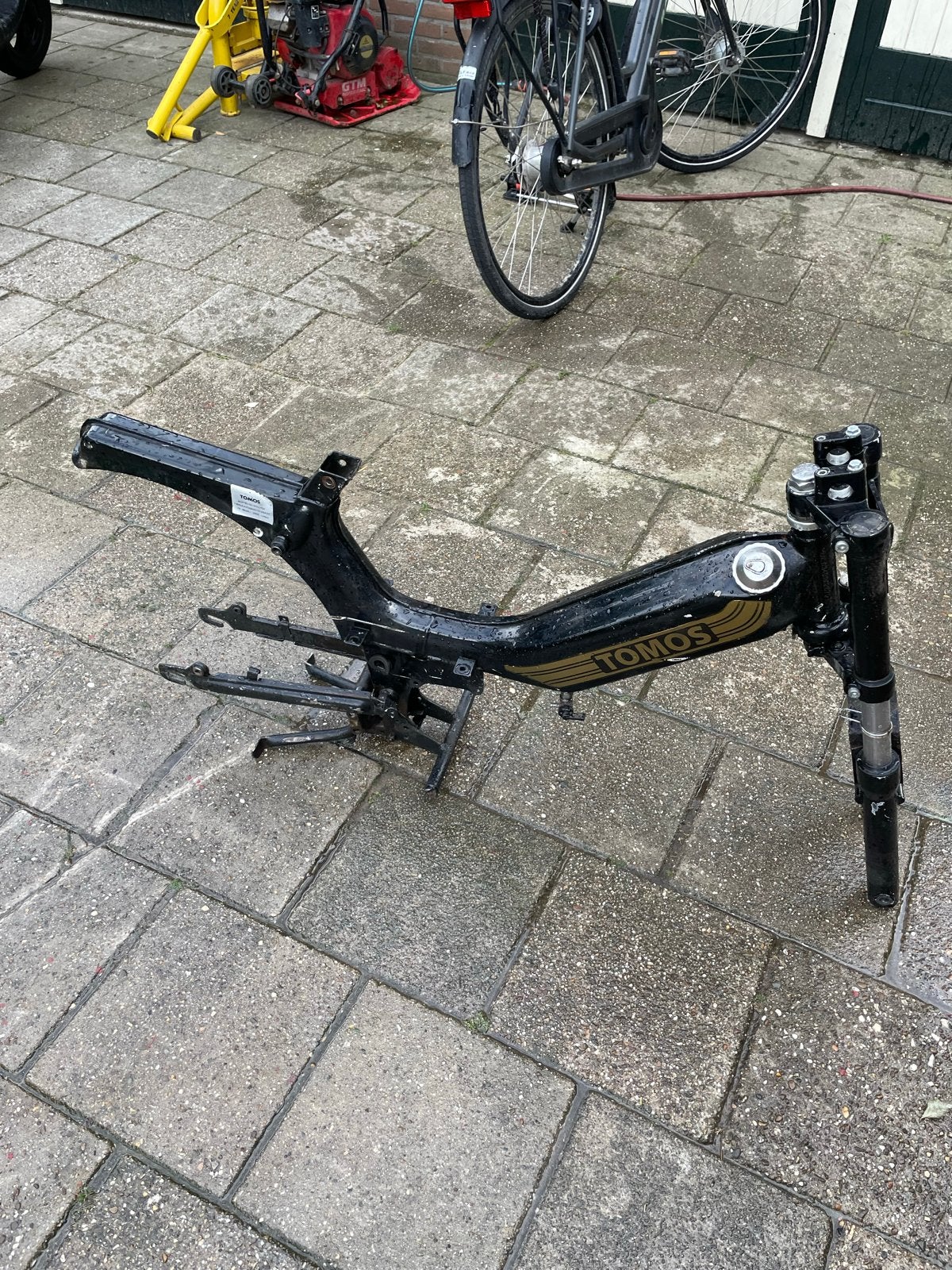 Tomos Frame met voorvork - Gebruikt, Fietsen en Brommers, Brommeronderdelen | Algemeen, Ophalen, Gebruikt, Frame