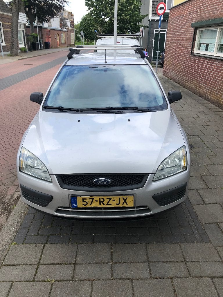 Ford Focus 1.6 74KW Wagon 2005 Grijs, Auto's, 1596 cc, 4 cilinders, 635 kg, 100 pk
