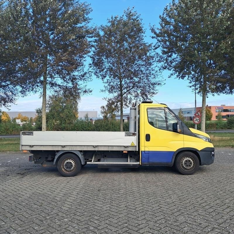 Bedrijfsauto met kipfunctie, IVECO, DAILY, 35S14N 3.0 345, 2, 136 pk, Euro 6, 4 cilinders, Origineel Nederlands