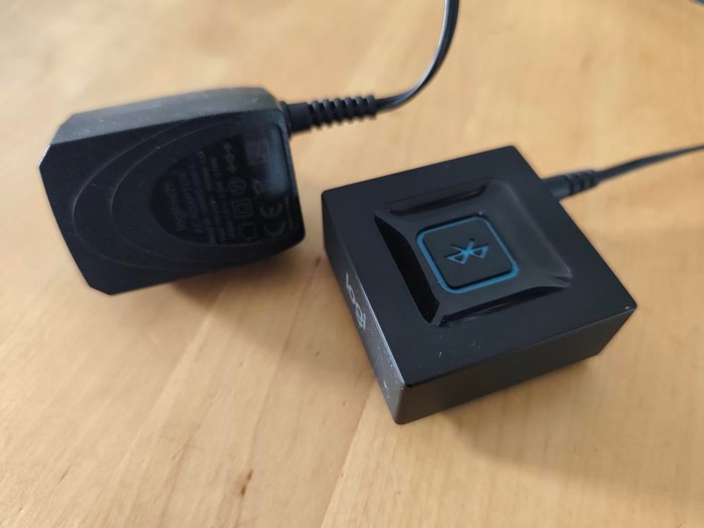 Bluetooth adapter Logitech, Ophalen of Verzenden, Zo goed als nieuw