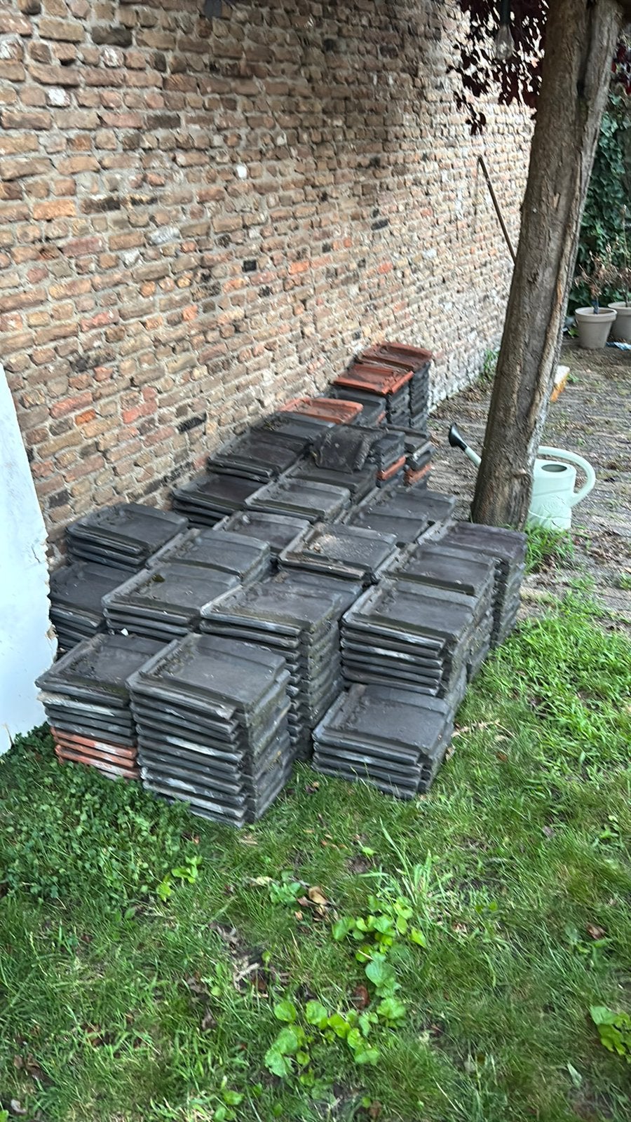 Dakpannen - GRATIS, Ophalen, Steen of Klei, Zo goed als nieuw, 15 m² of meer