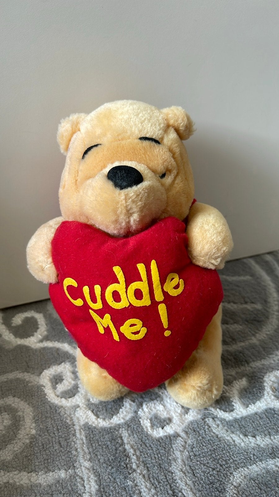 Winnie de Poeh Knuffel met 'Cuddle Me!' Hartje, Kinderen en Baby's, Speelgoed | Knuffels en Pluche, Zo goed als nieuw, Beer, Disney