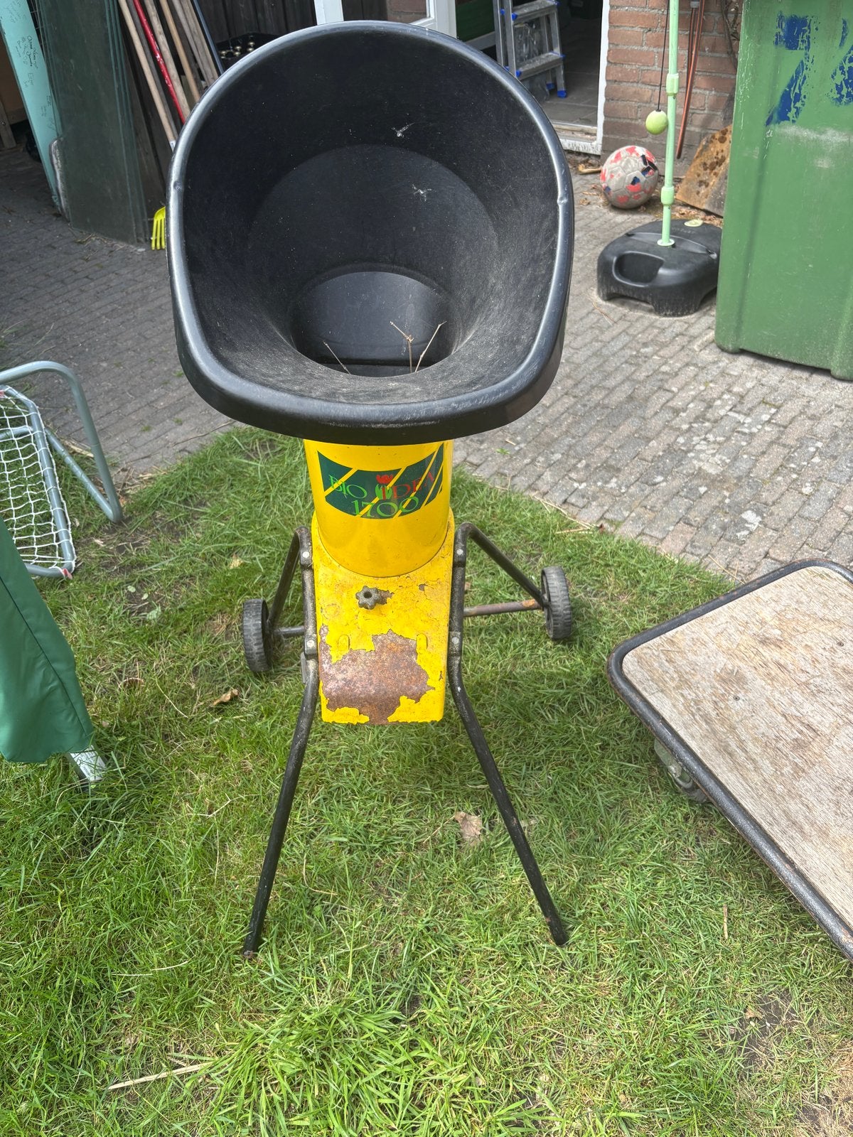 Bio Idea 1700 Hakselaar - Gebruikt maar functioneel, Tuin en Terras, Hakselaars, Ophalen of Verzenden, Gebruikt, Elektrisch