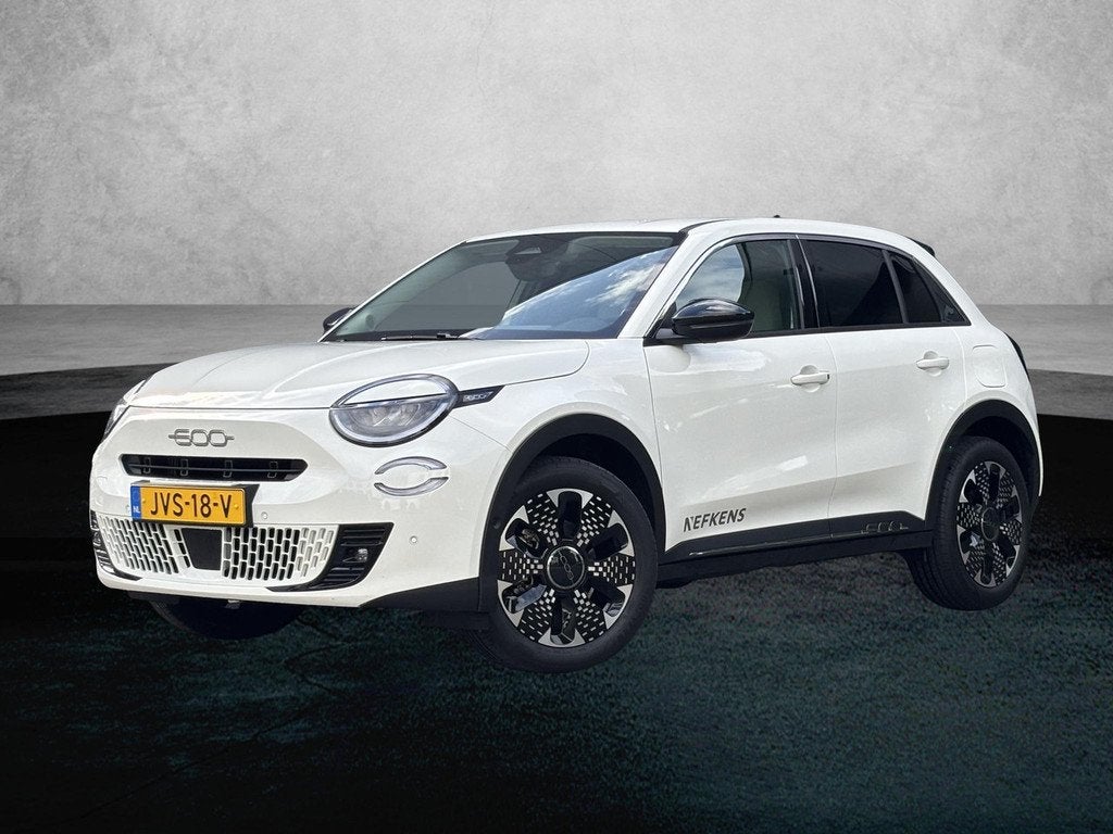 Fiat 600 1.2 Hybrid 145pk La Prima Automaat | Navigatie | Ac, Auto's, Fiat, Bedrijf, Te koop, ABS, Adaptive Cruise Control, Airbags