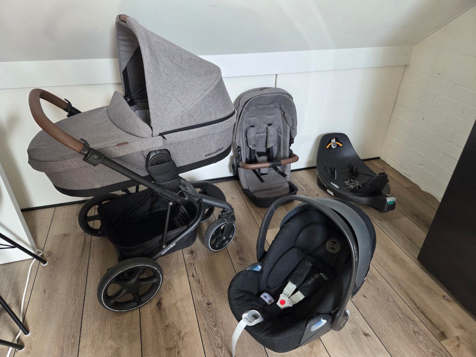 Easywalker Harvey 3 kinderwagen met Cybex autostoel + isofix, Gebruikt, Verstelbare rugleuning, Isofix, 0 t/m 13 kg