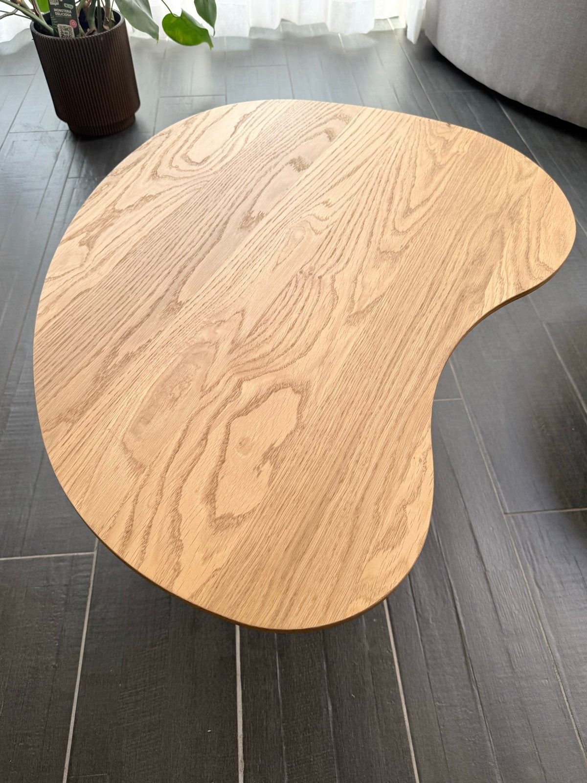 Eikenhouten salontafel in organische vorm, Ophalen, Eikenhout, 50 tot 100 cm, Zo goed als nieuw