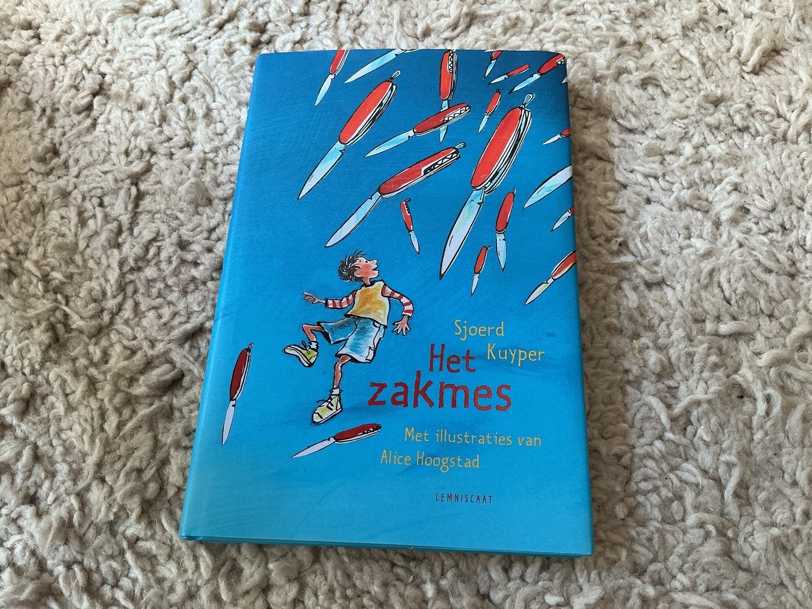Het zakmes - Sjoerd Kuyper (kinderboek) opbr giro 555, Ophalen of Verzenden, Zo goed als nieuw, Fictie