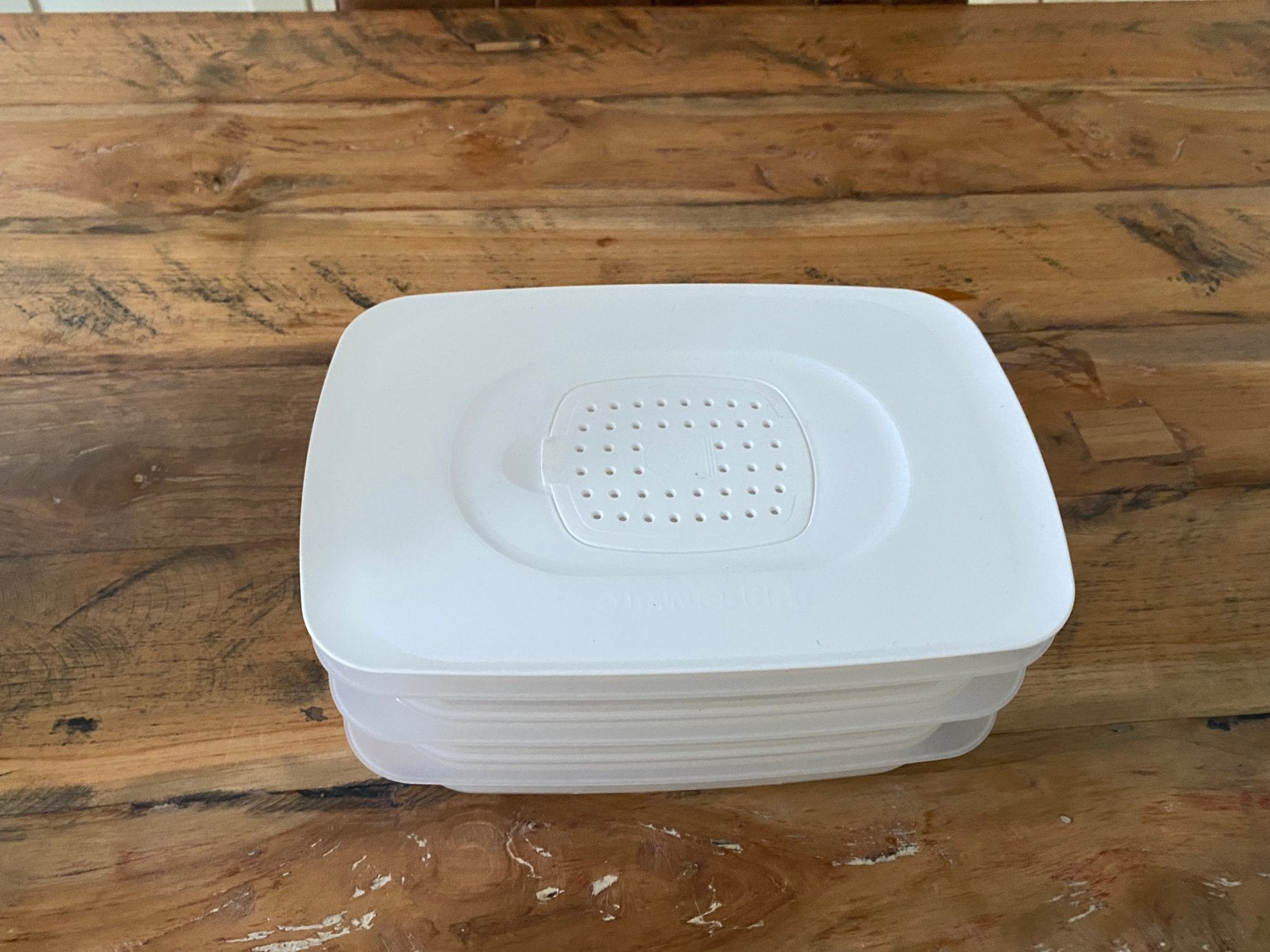 Tupperware vleeswaren doos, Ophalen of Verzenden, Wit, Overige typen