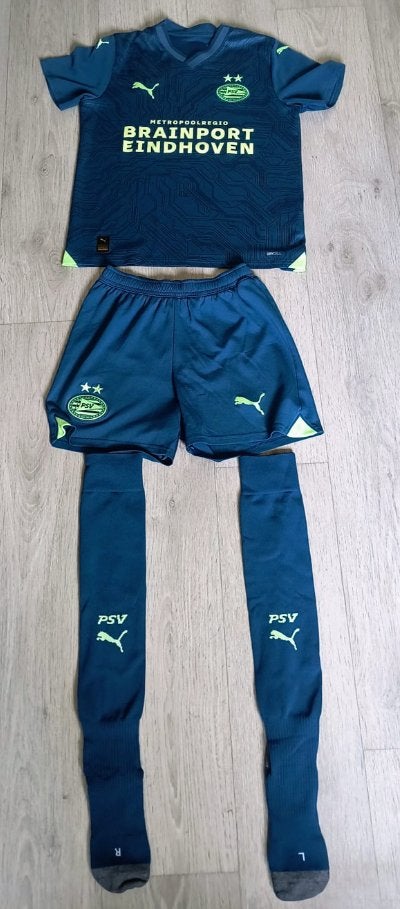 PSV Uit tenue 2023/2024  Shirt, Broekje (Maat 164) en Sokken, Set, Maat XS of kleiner, Ophalen of Verzenden, Zo goed als nieuw