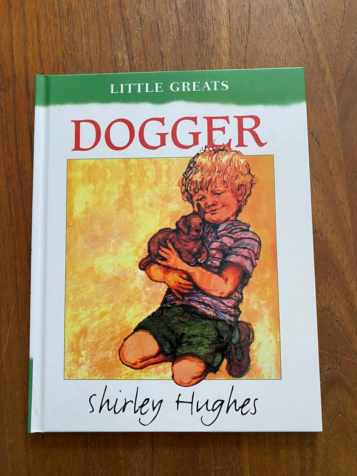 Dogger - Shirley Hughes (Engelse versie Knuffel) nieuw, Ophalen of Verzenden, Nieuw, Shirley Hughes, Prentenboek