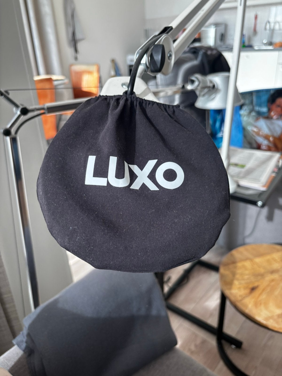 Lupo leesloep met lamp op standaard, Ophalen, Gebruikt, Wit, Metaal
