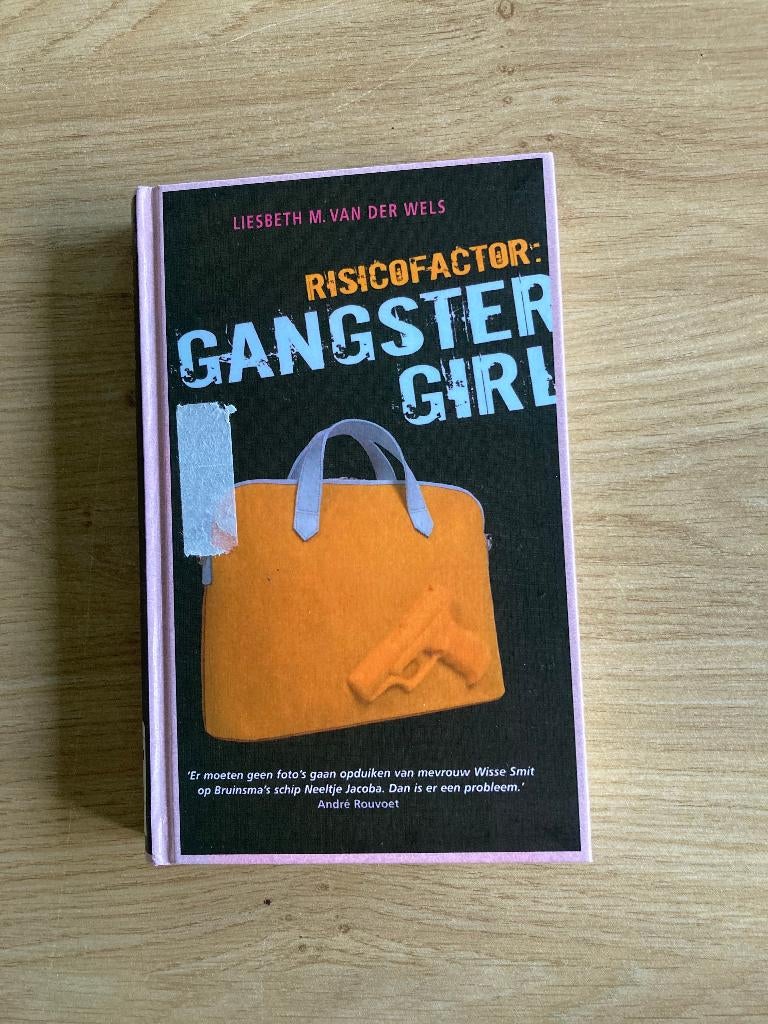 Boek Liesbeth M. van der Wels, Ophalen of Verzenden, Gelezen, Fictie algemeen