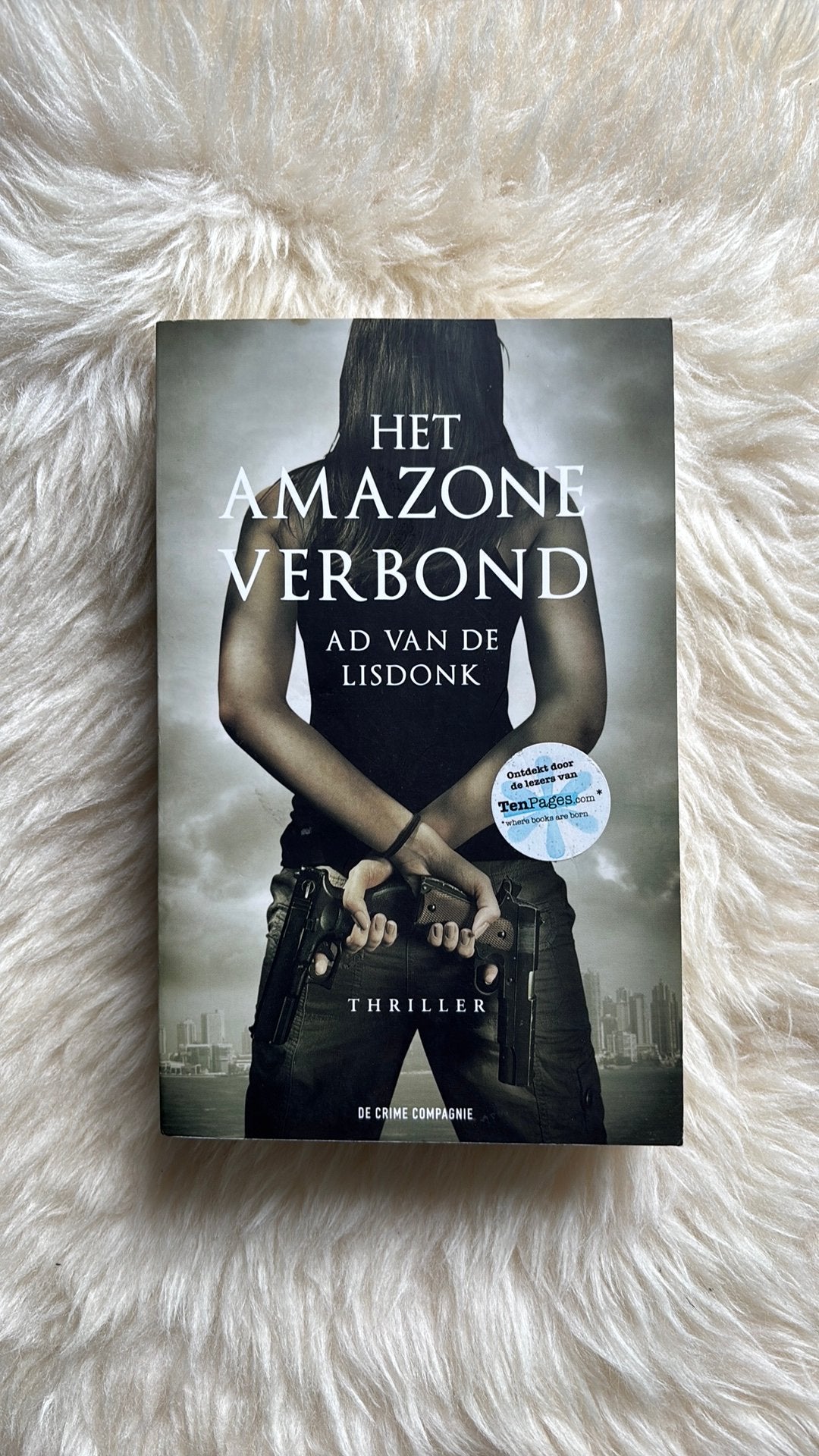 Ad van de Lisdonk - Het amazoneverbond, Ophalen of Verzenden, Zo goed als nieuw, Ad van de Lisdonk