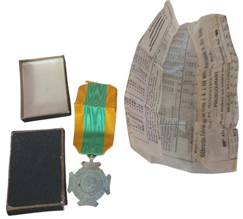 Original 1869 Dutch 'Voor Krijgsverrichtingen' medal, Verzamelen, Ophalen of Verzenden, Nederland