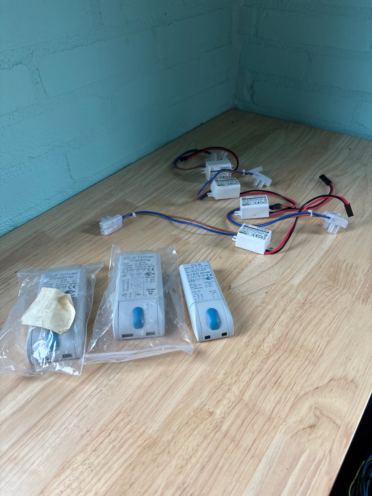 CLS LED Drivers en Comely LED Constant Current Drivers, Ophalen of Verzenden, Gebruikt, Overige merken