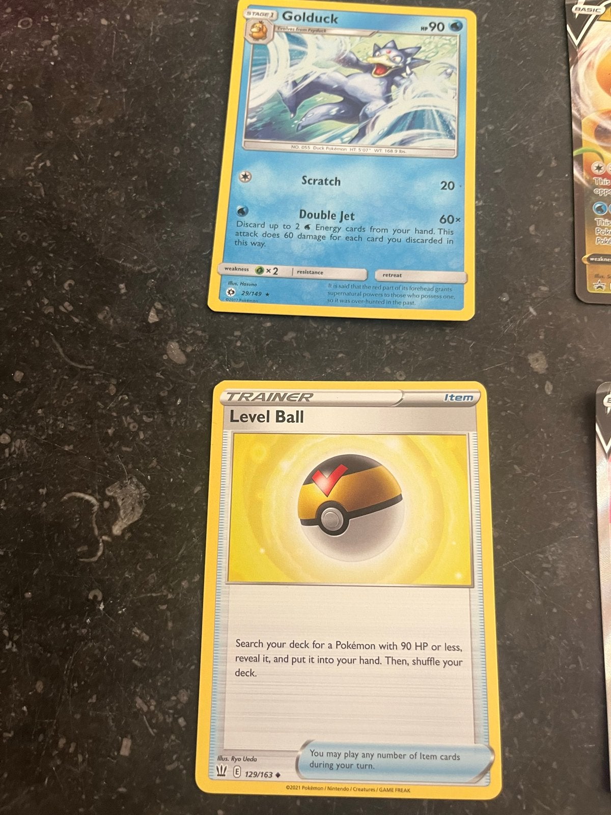 Pokémon kaarten: Goldduck, Dragonite V, Whimsicott V en meer, Ophalen of Verzenden, Gebruikt, Meerdere kaarten