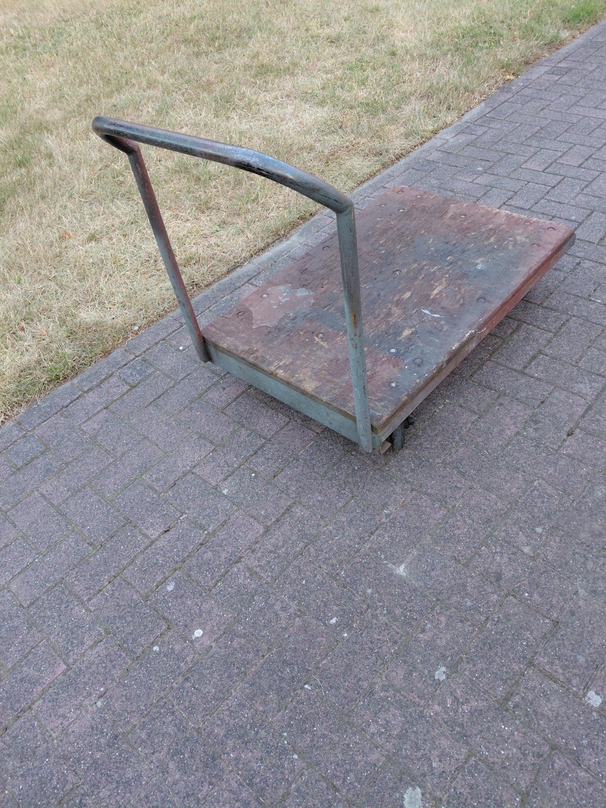 Robuuste transportkar met houten platform, Doe-het-zelf en Verbouw, 100 liter of meer, Ophalen, Gebruikt, Transportkar