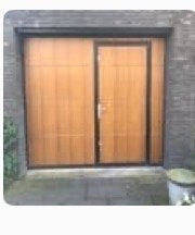 Garagedeur met Loopdeur - Zo goed als nieuw, Garagedeur, Ophalen of Verzenden, Zo goed als nieuw, Hout