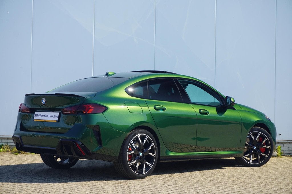 BMW 2 Serie Gran Coupé 220 | M Sportpakket Pro | Panoramada, Auto's, BMW, Stof, 156 pk, Met garantie (alle), Stuurwielverwarming