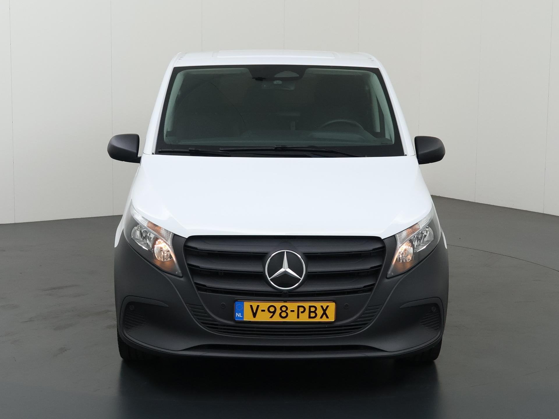Mercedes-Benz Vito 116 CDI | Aut. | Lang L2 | Parkeercamera, Auto's, Automaat, Gebruikt, Euro 6, 2000 kg
