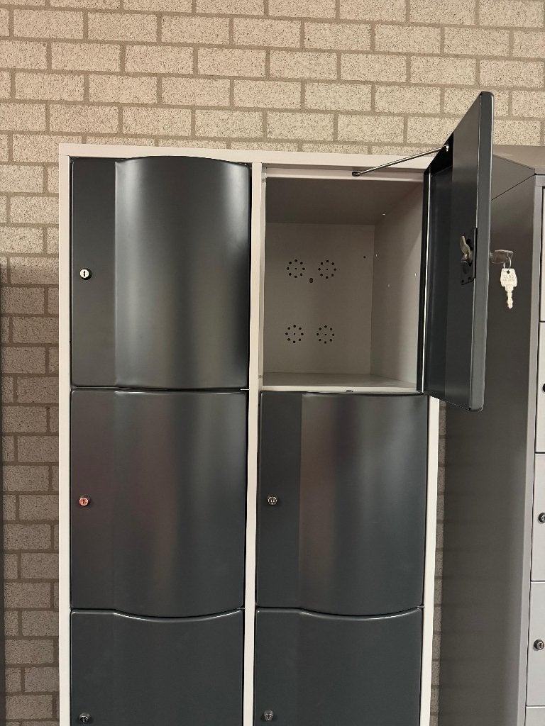 RESISTO 8 vaks XL lockerkast, Ophalen of Verzenden, Zo goed als nieuw