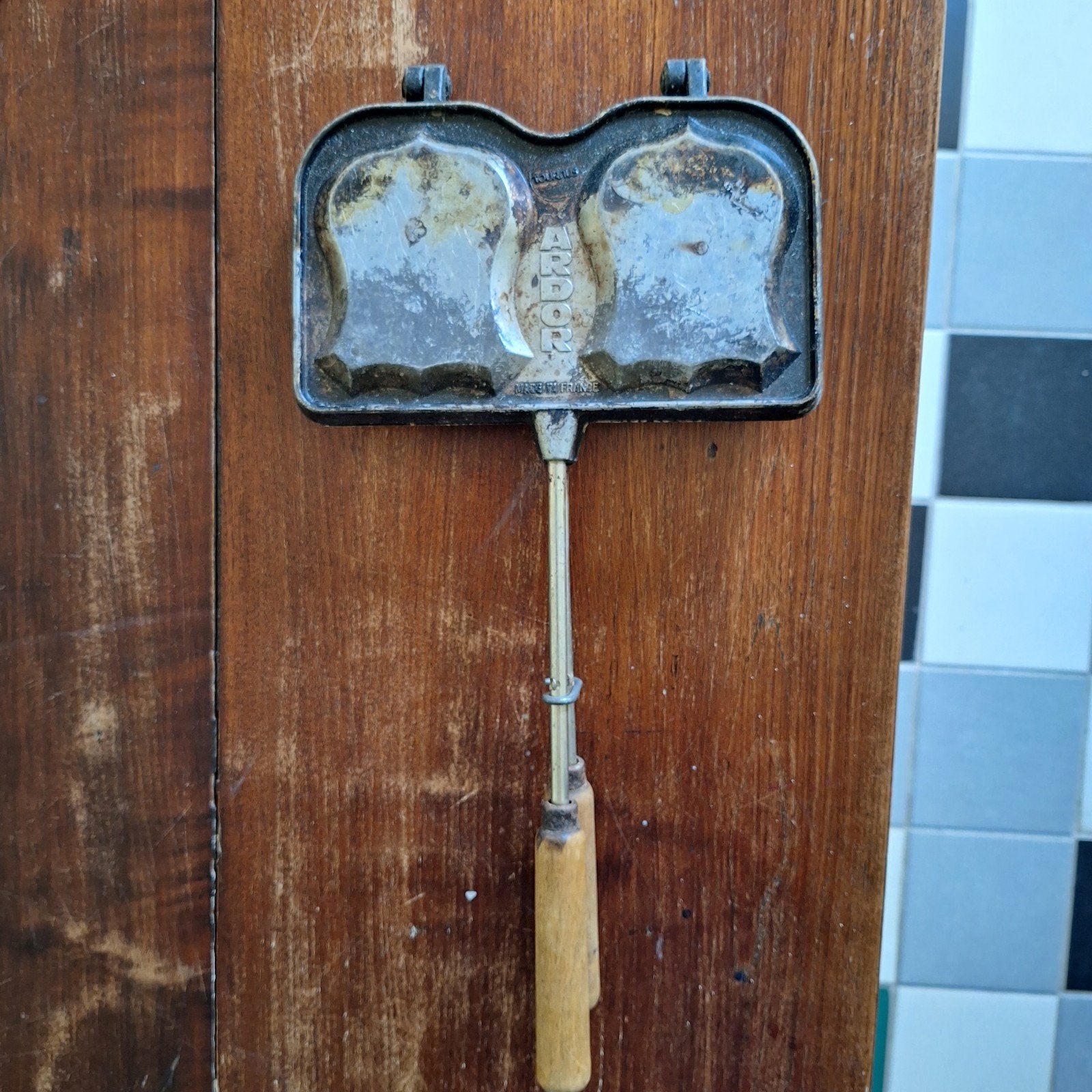 Vinted tosti ijzer., Ophalen, Gebruikt