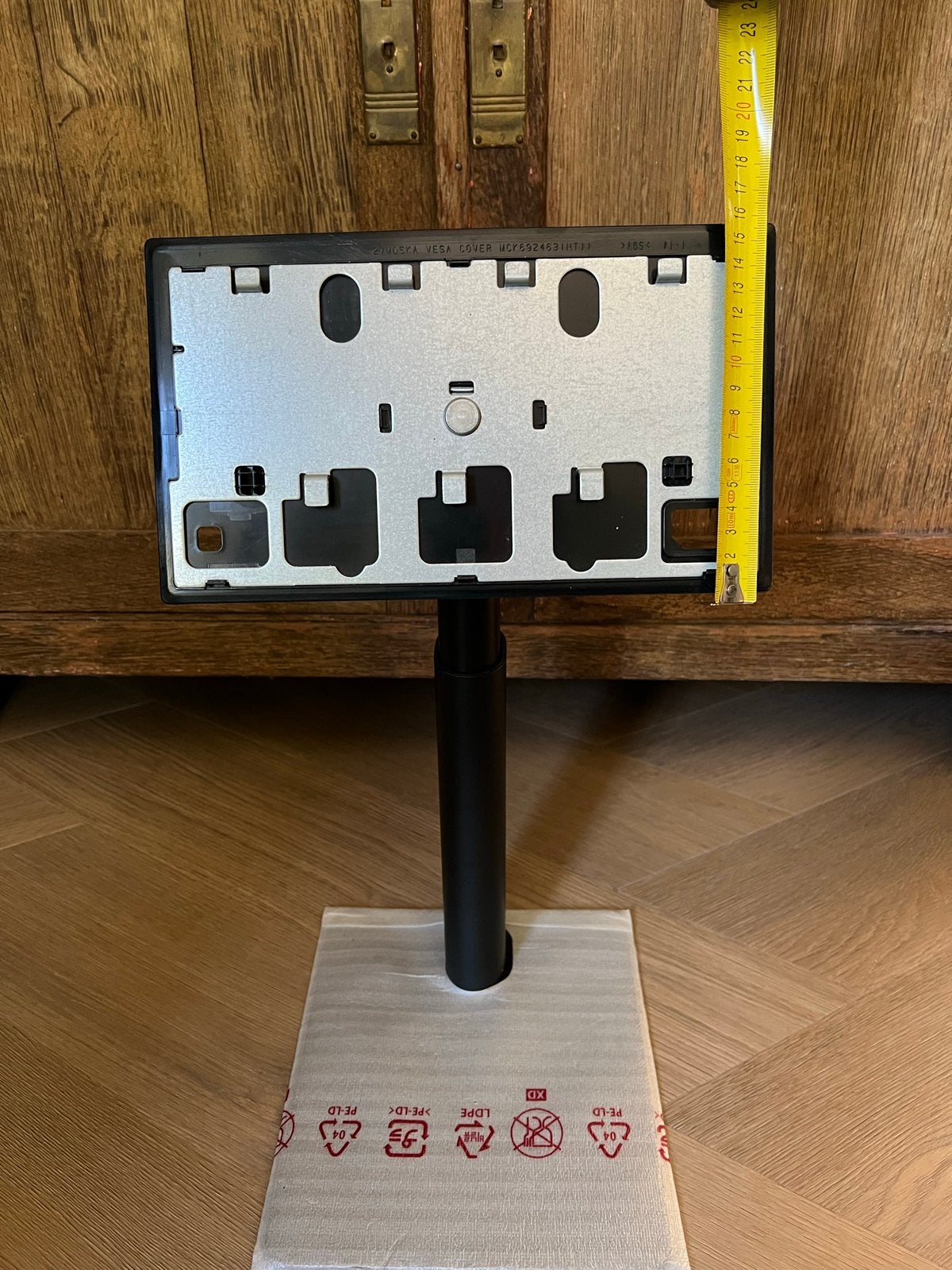 LG monitor standaard - in hoogte verstelbaar - nieuw, Computers en Software, Ophalen, Nieuw, In hoogte verstelbaar