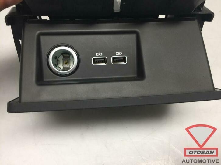 vw touareg iii 2018 ladervakje telefoon achter 760864061, Gebruikt, Volkswagen, Volkswagen AG, Berliner Ring 2
38440  Wolfsburg, DE