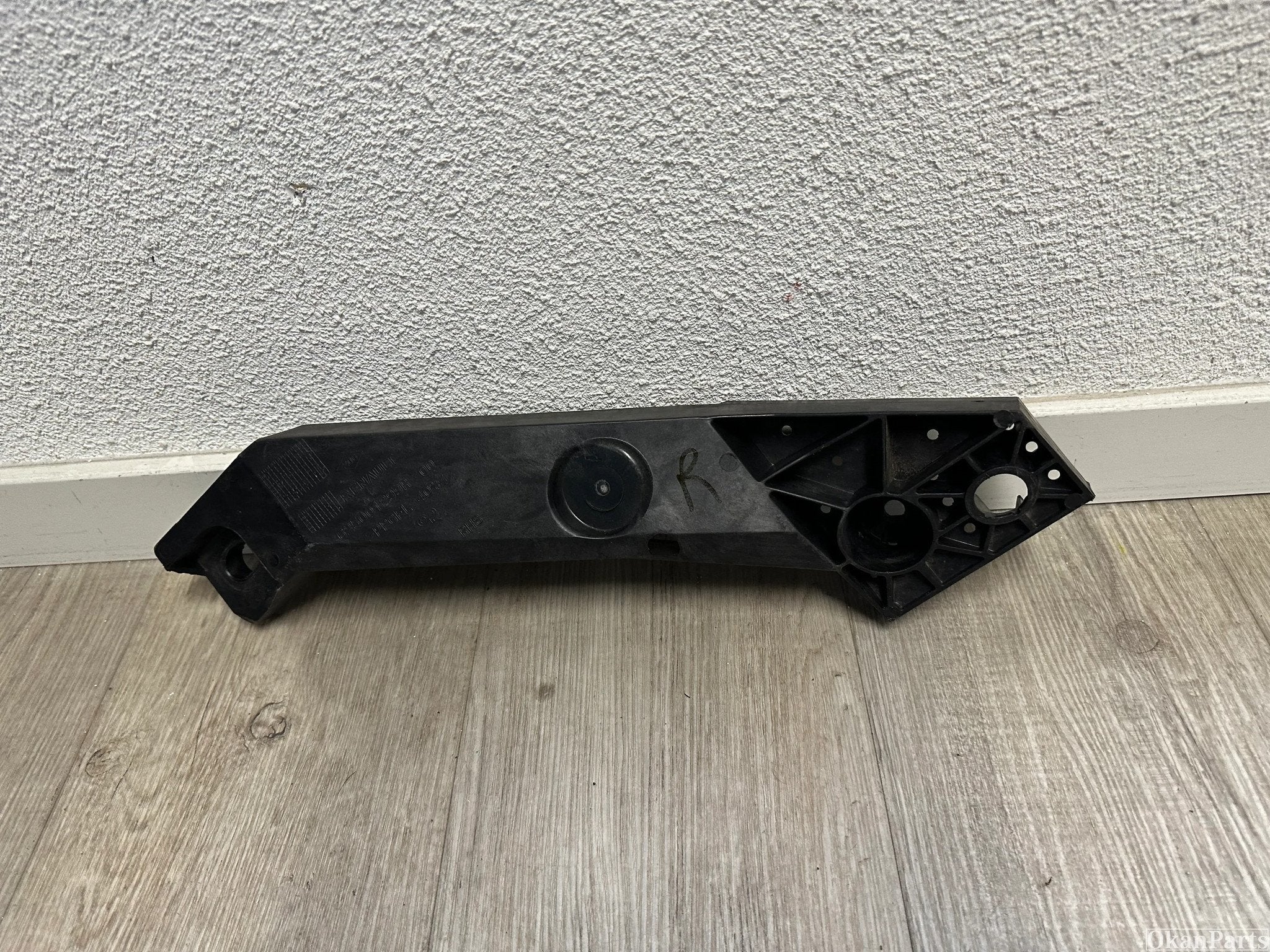 Opel Vivaro B Renault Trafic rechter voorfront arm rechts