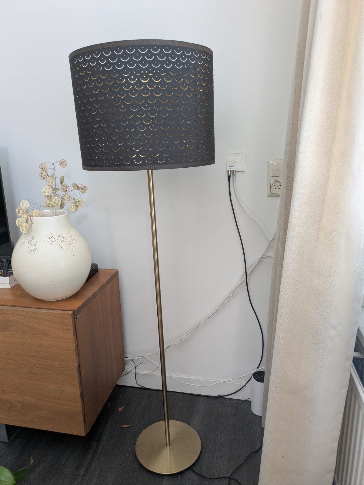 Ikea Nymö/Skaftet staande lamp zwart goud, Ophalen, Gebruikt, Modern, Scandinavisch, E27 (groot)