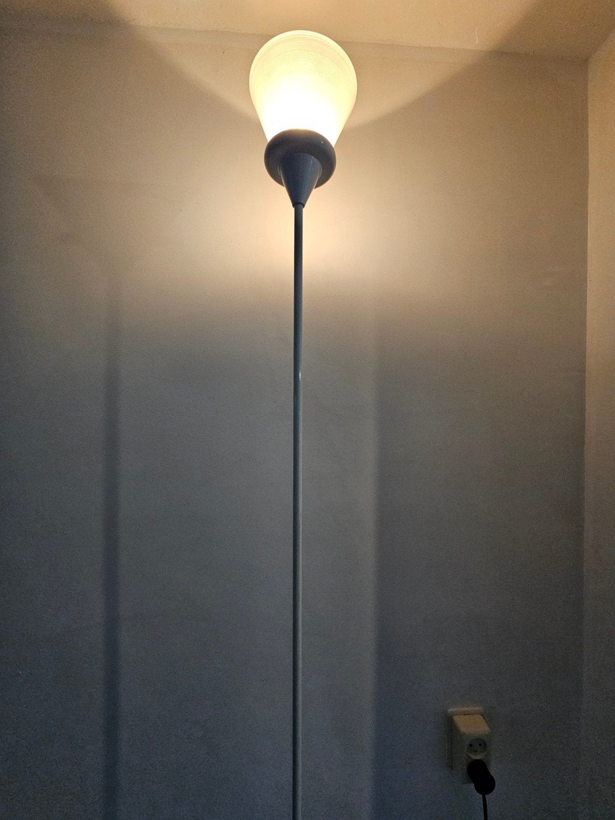 Italiaanse design vloerlamp met Relco schakelaar, Ophalen, Modern design, Gebruikt, Glas