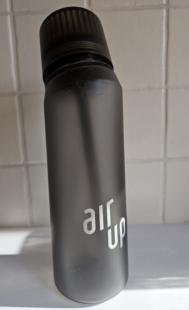 Air Up drinkfles 650 ml - antraciet, Sport en Fitness, Bidons, Ophalen, Zo goed als nieuw