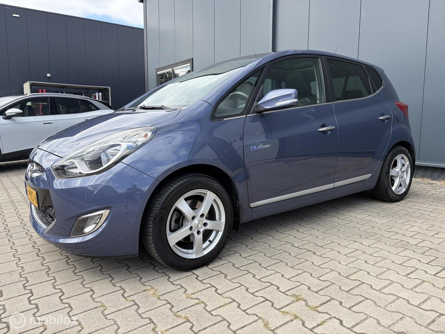 Hyundai ix20 1.6i i-Catcher 1ste eigenaar Camera Navi Clima, Auto's, Voorwielaandrijving, 125 pk, Gebruikt, 4 cilinders