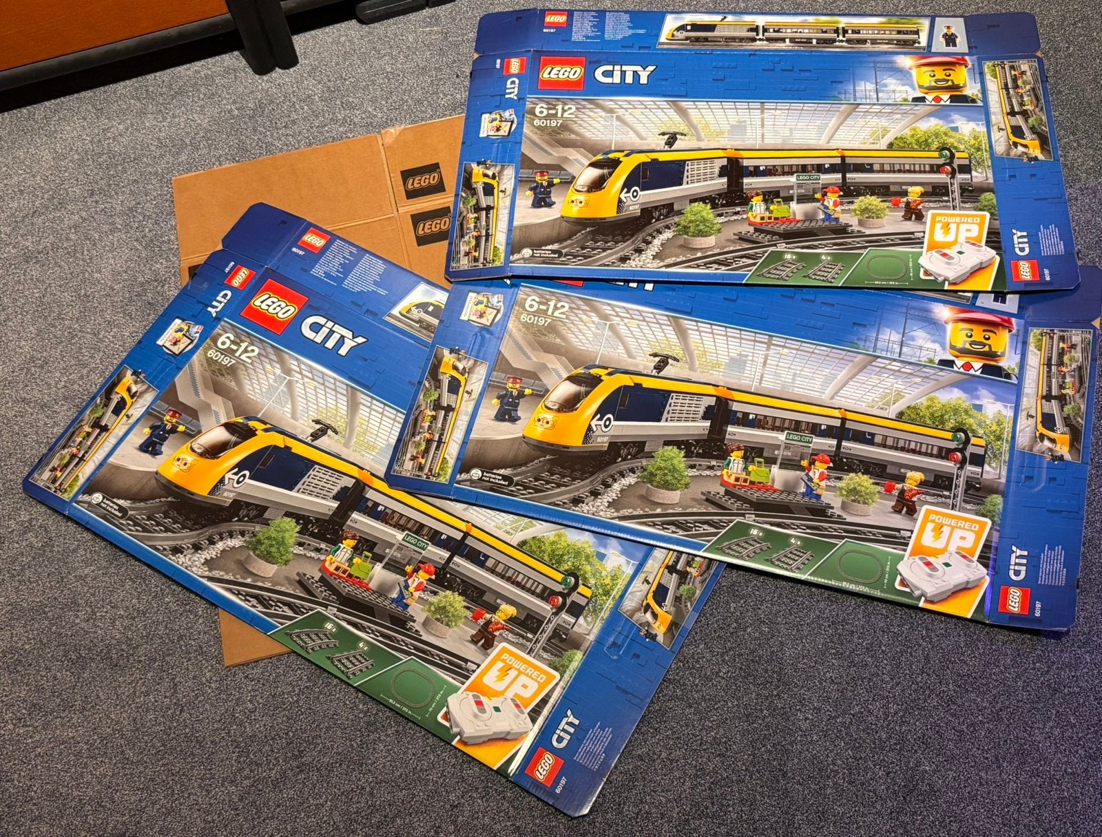 3 lege LEGO 60197 dozen inclusief de LEGO verzenddoos, City, Lego, Overige typen, Ophalen of Verzenden