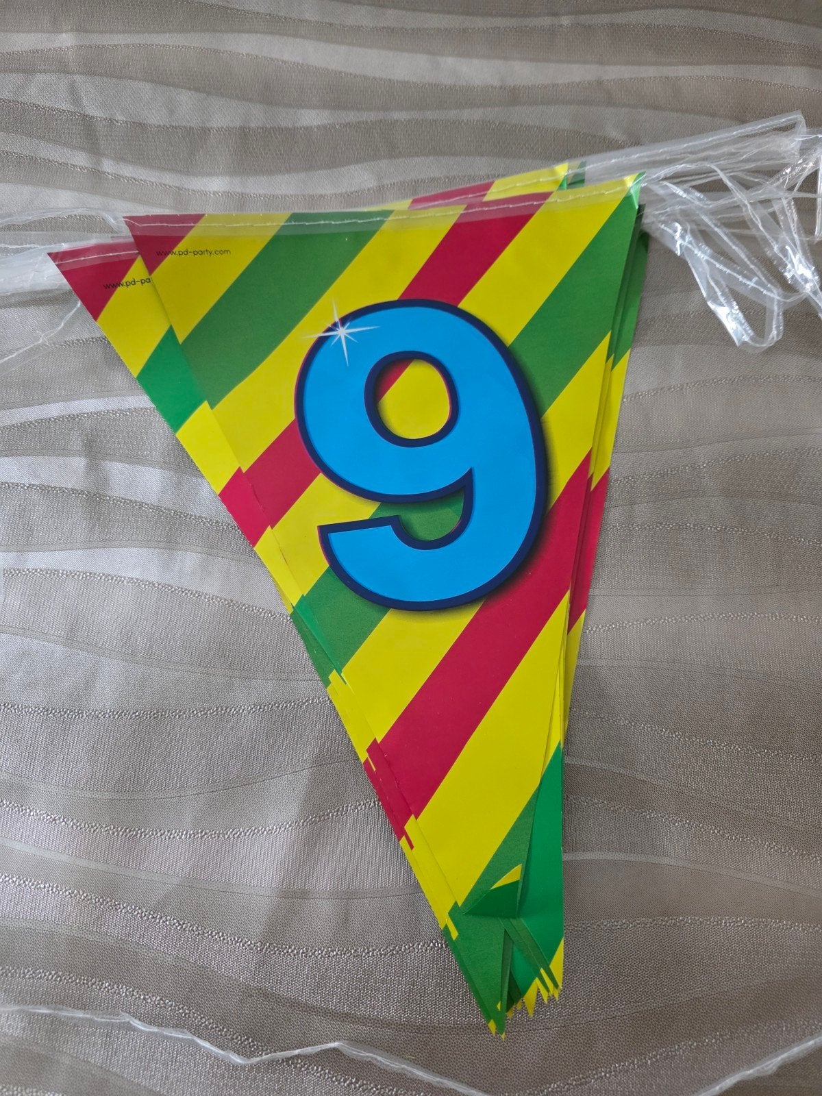 Slinger 9 jaar, Hobby en Vrije tijd, Feestartikelen, Ophalen of Verzenden, Zo goed als nieuw, Versiering, Verjaardag