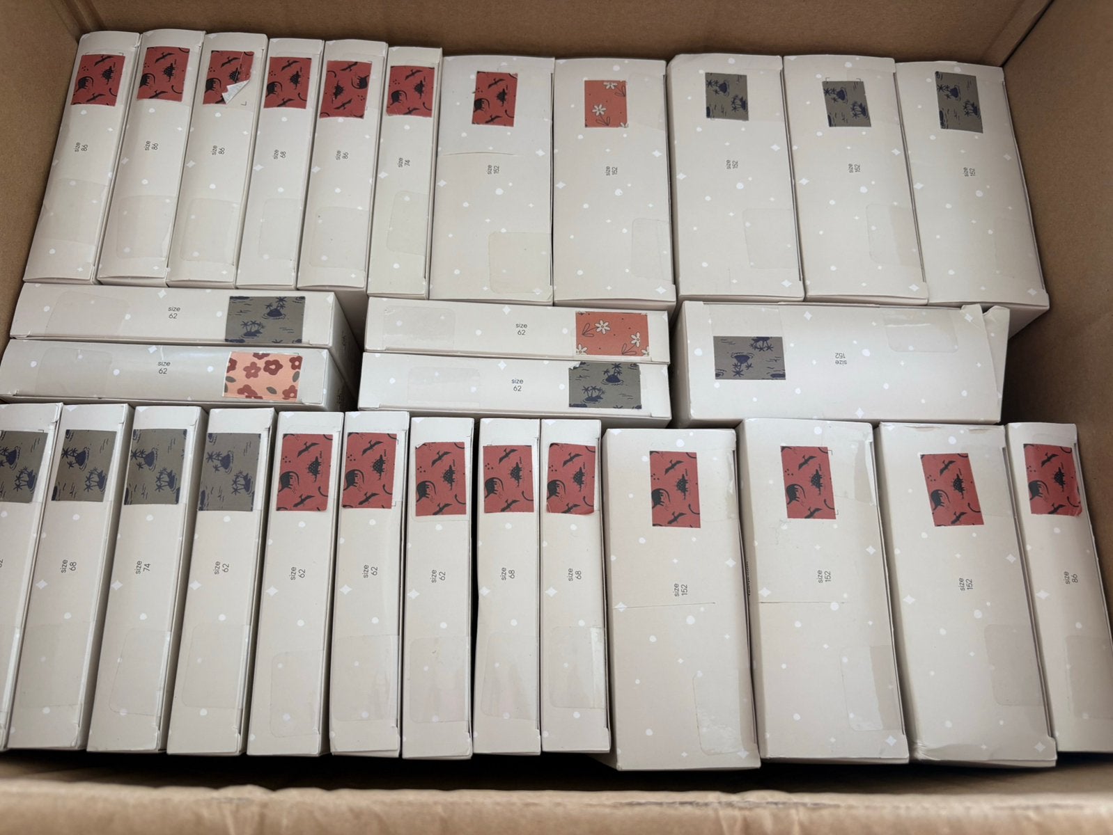 Opkoper gezocht : Feetje Pyjama 40 stuks, Ophalen of Verzenden, Nieuw