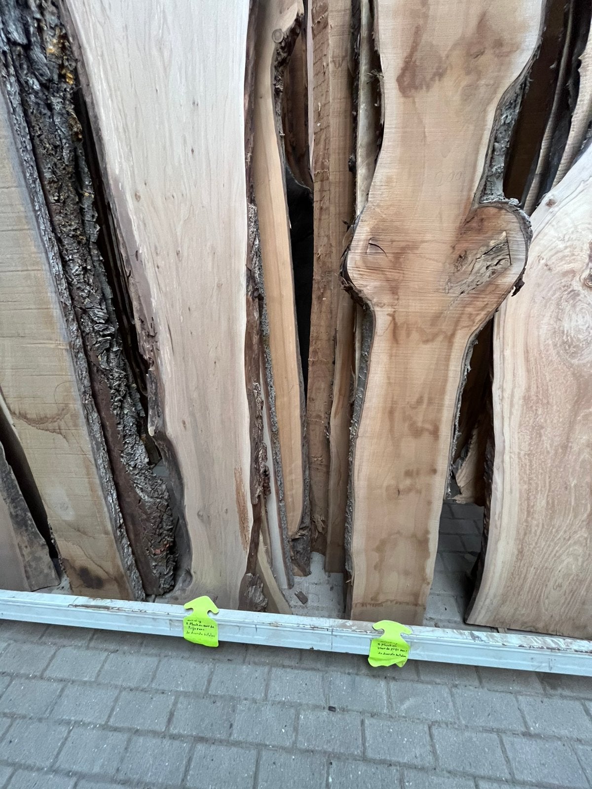 Rest partij boomstamplanken 2 planken voor de prijs van 1, Ophalen, Nieuw